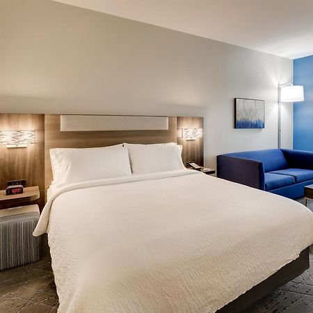 Holiday Inn Express Holly Springs - Raleigh Area By Ihg Extérieur photo