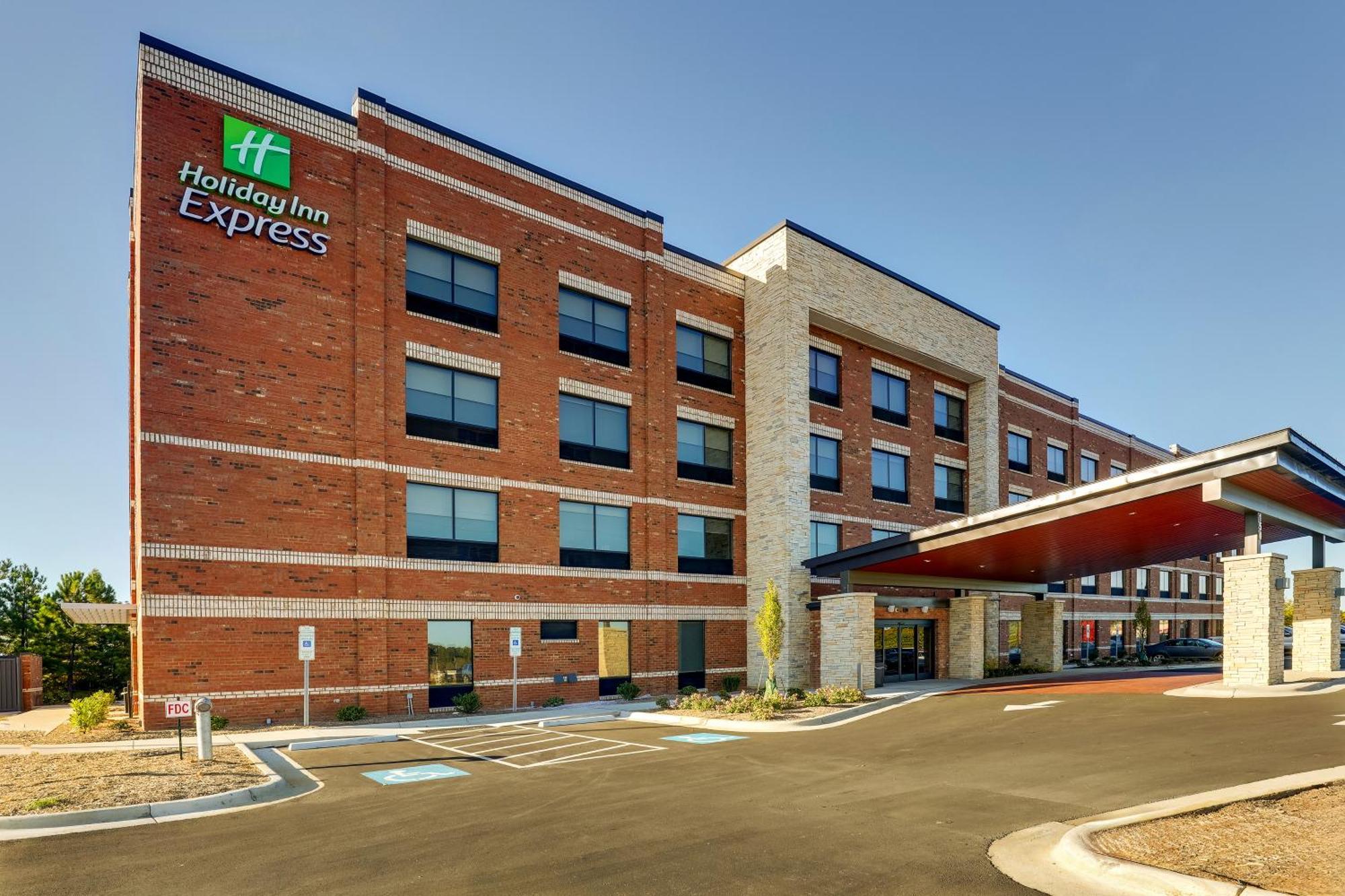 Holiday Inn Express Holly Springs - Raleigh Area By Ihg Extérieur photo