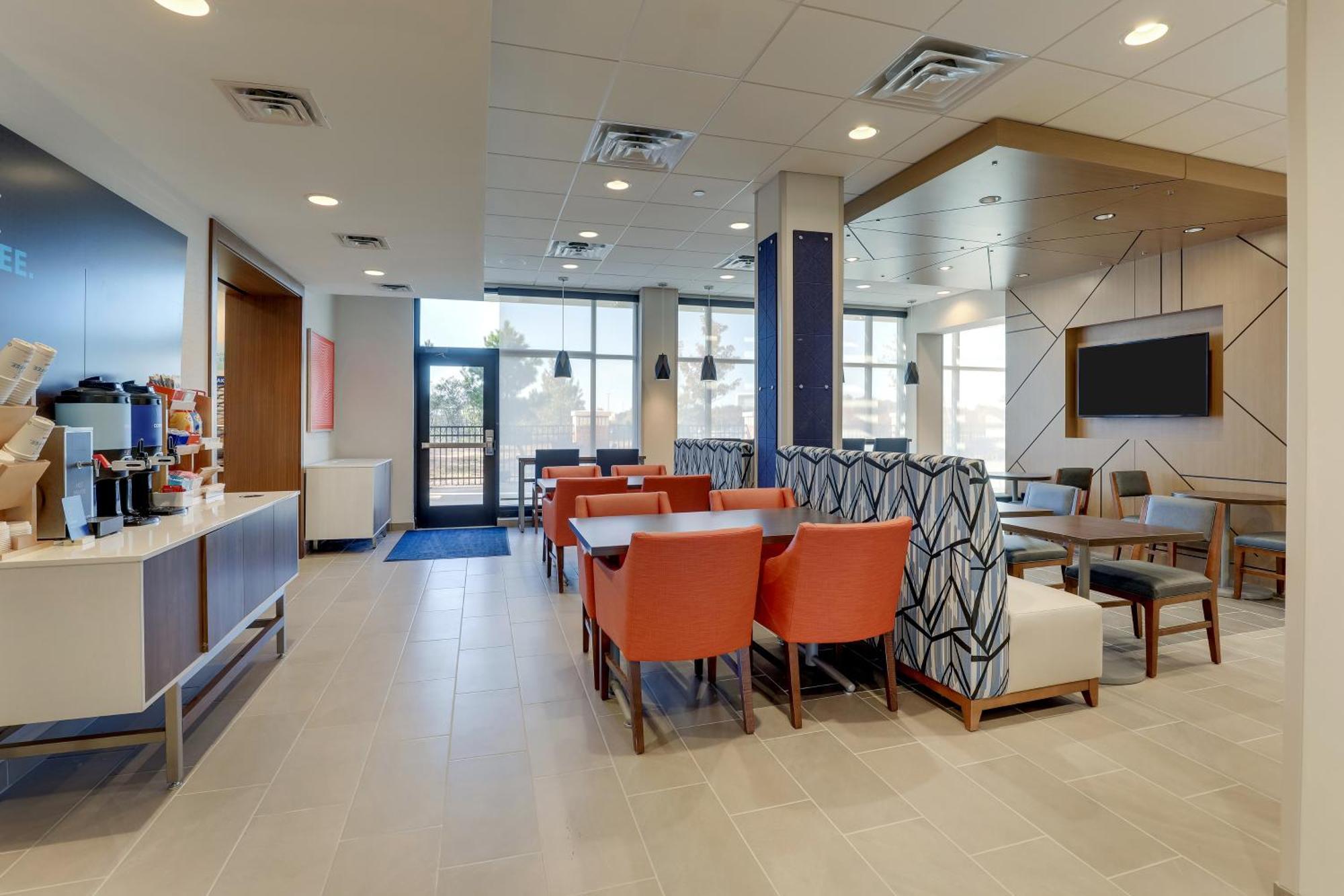 Holiday Inn Express Holly Springs - Raleigh Area By Ihg Extérieur photo
